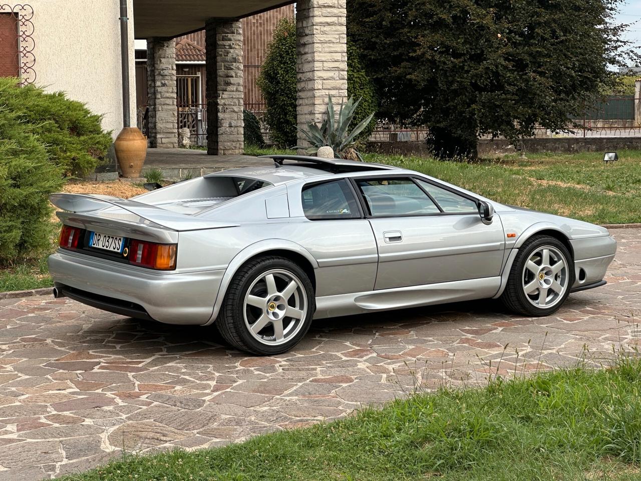 Lotus Esprit 2.0i s4s motore nuovo