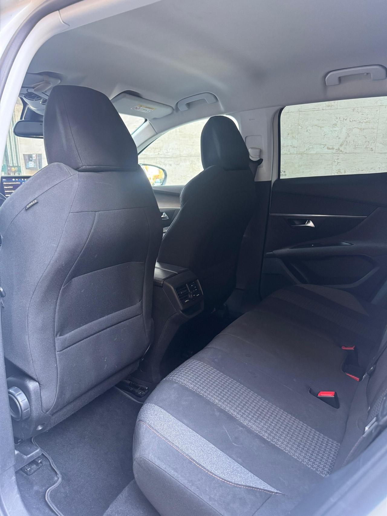 Peugeot 3008 BlueHDi 130 S&S Allure