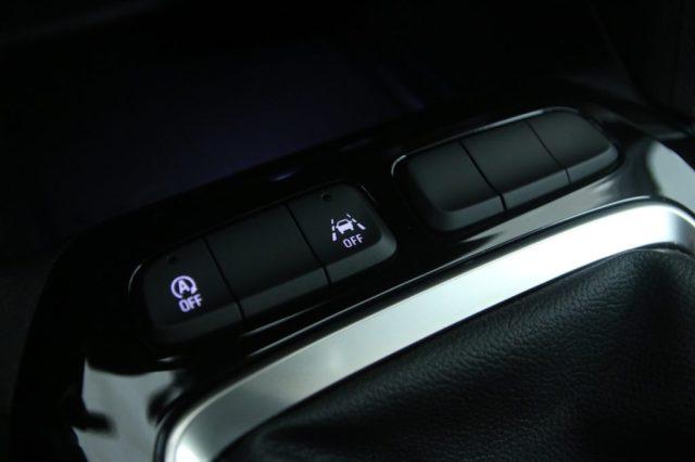 OPEL Corsa 1.2 Edition / Neopatentati Tech pack edition