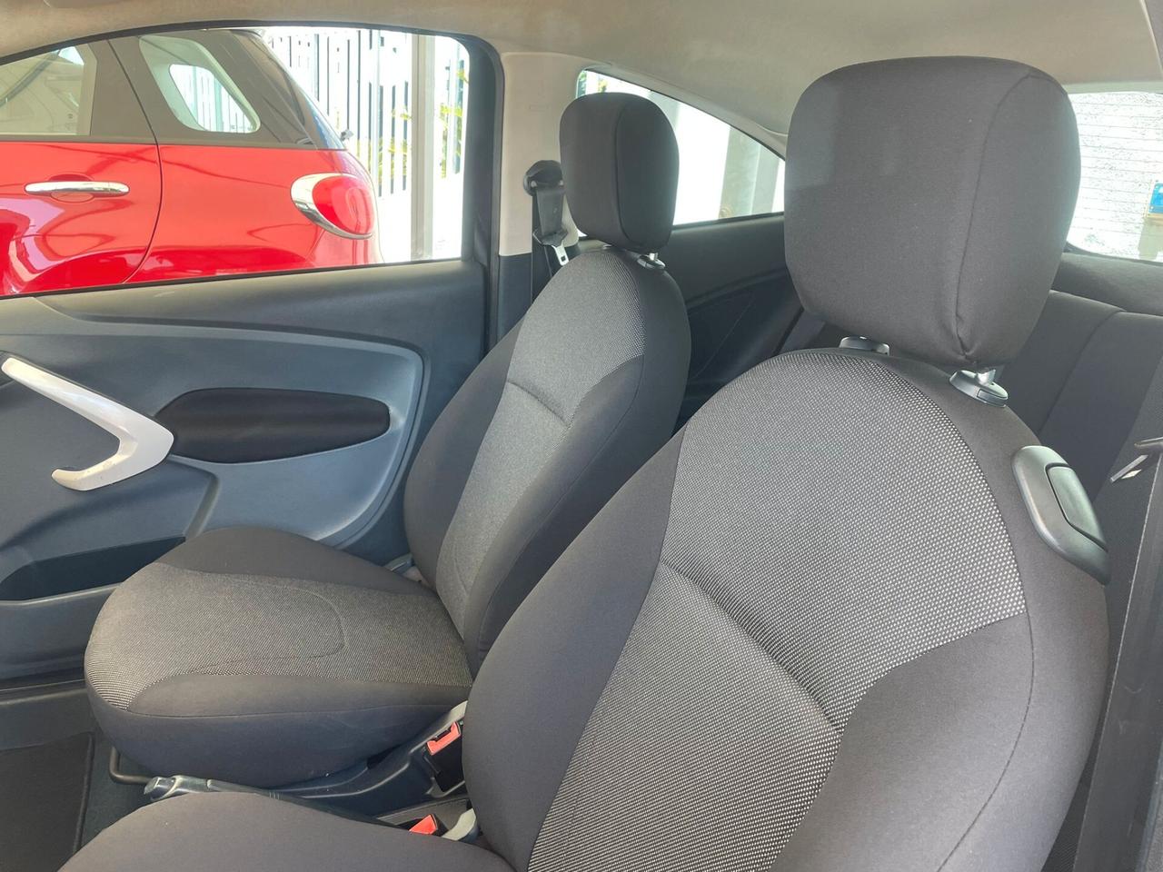 Ford Ka 1.2 8V 69CV Titanium