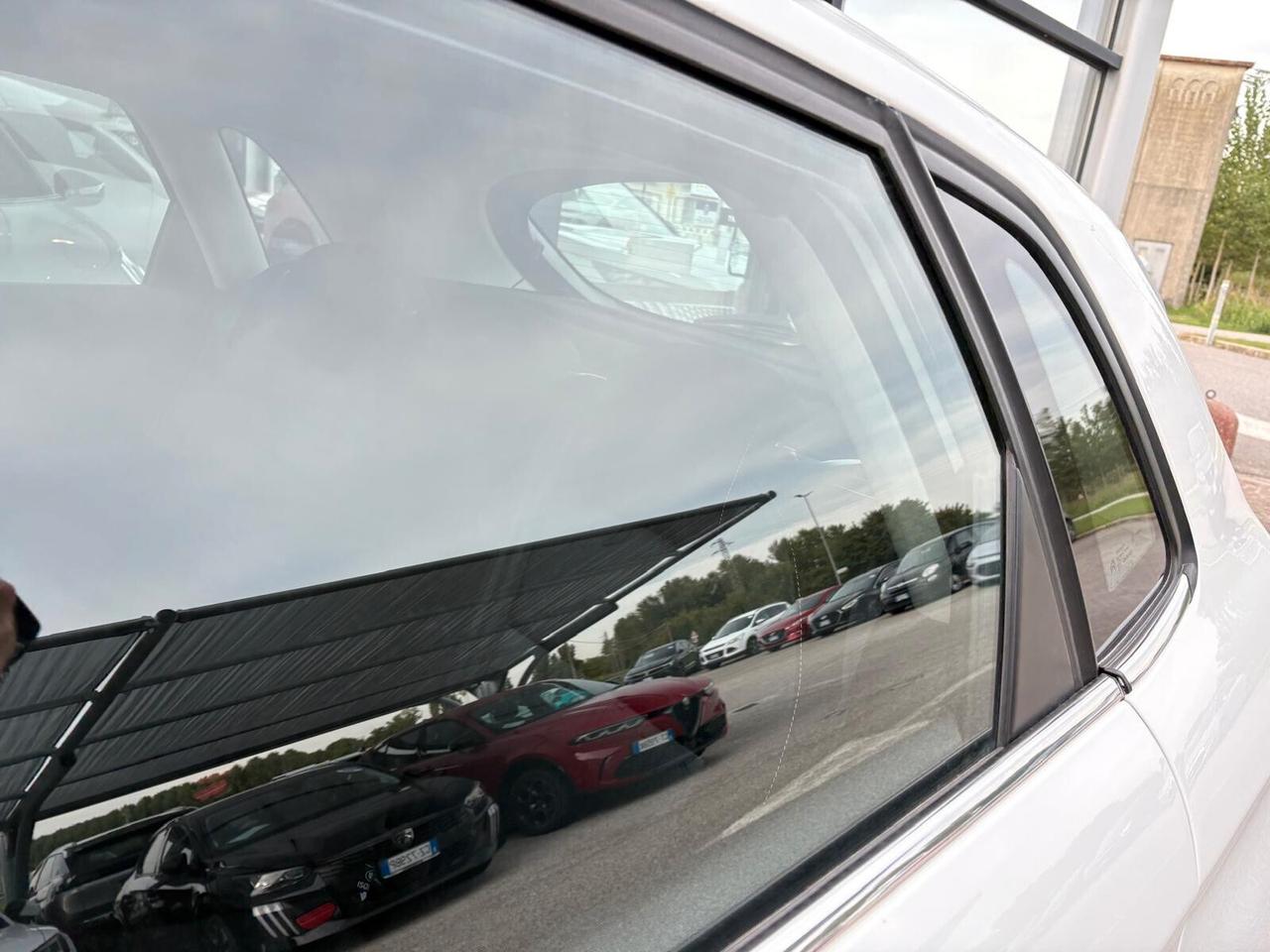 Citroen C4 SEDUCTION 1.6 e-HDi 115 6mt