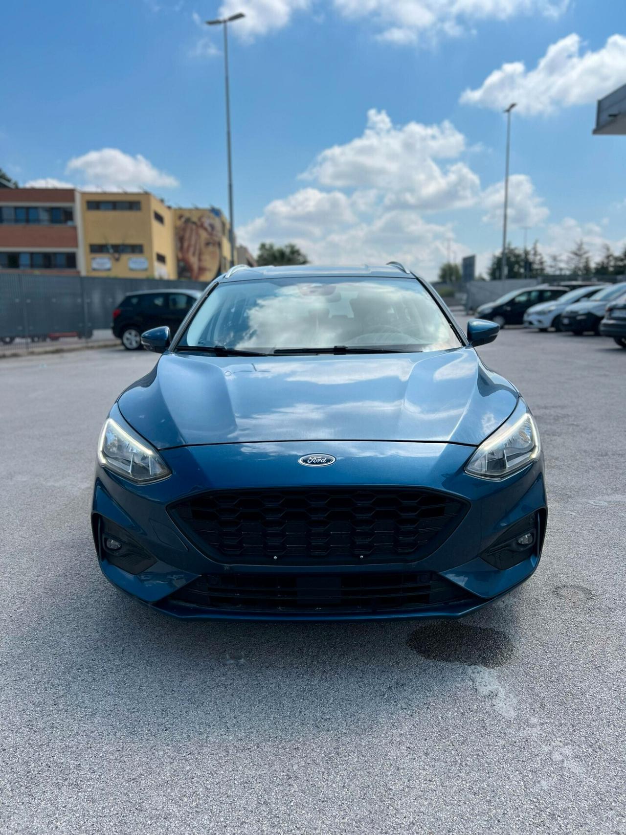 Ford Focus TURNIER 1.0 ECOBOOST HYBRID