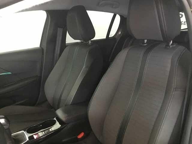 Peugeot 208 Allure Pack 1.2 75 cv - Usata