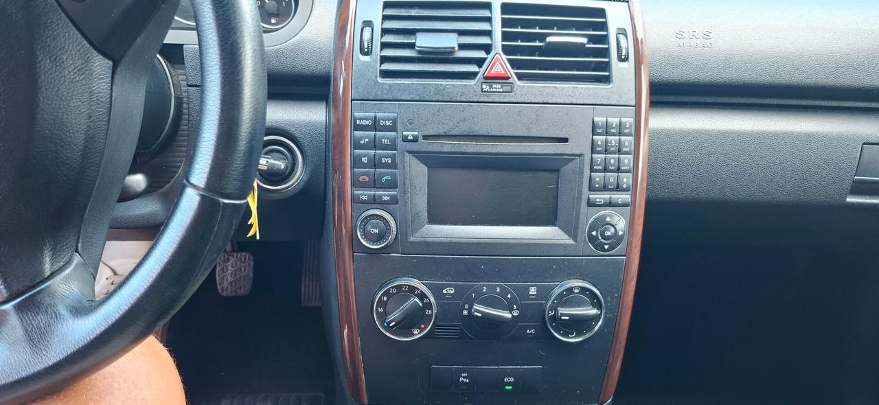 Mercedes-benz A 160 BlueEFFICIENCY Elegance