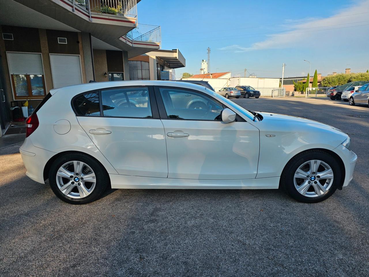 Bmw 118i cat 5 porte - Automatica