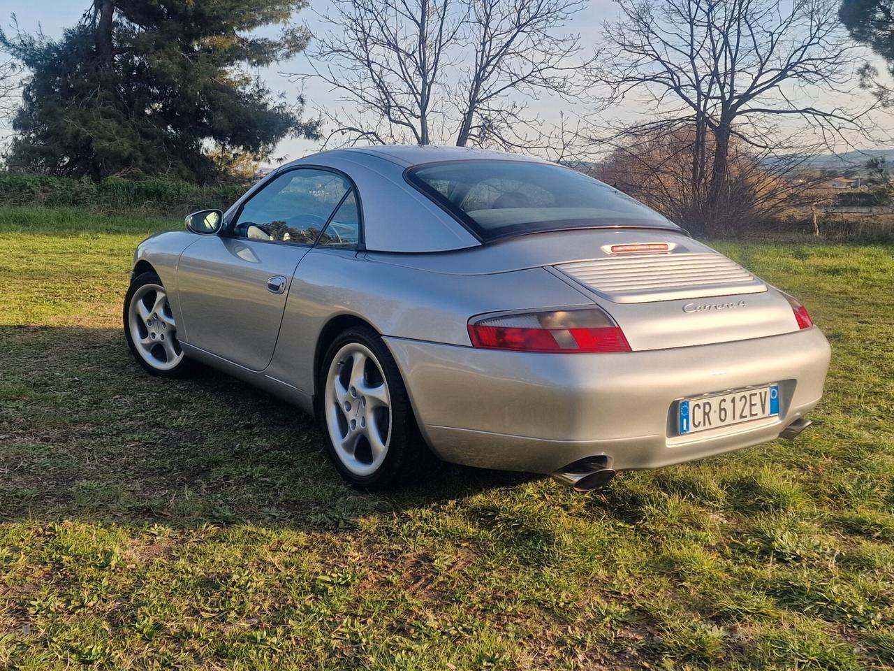 Porsche 911 Carrera 4 Cabriolet - Mod 996