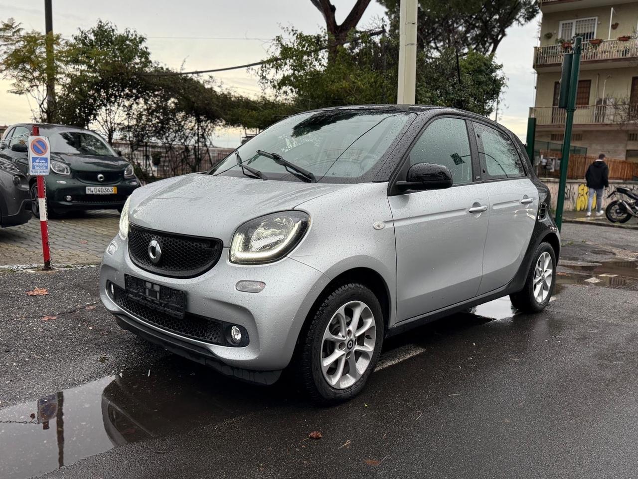 Smart Four Four 1.0 71cv Clima cambio Manuale PDC