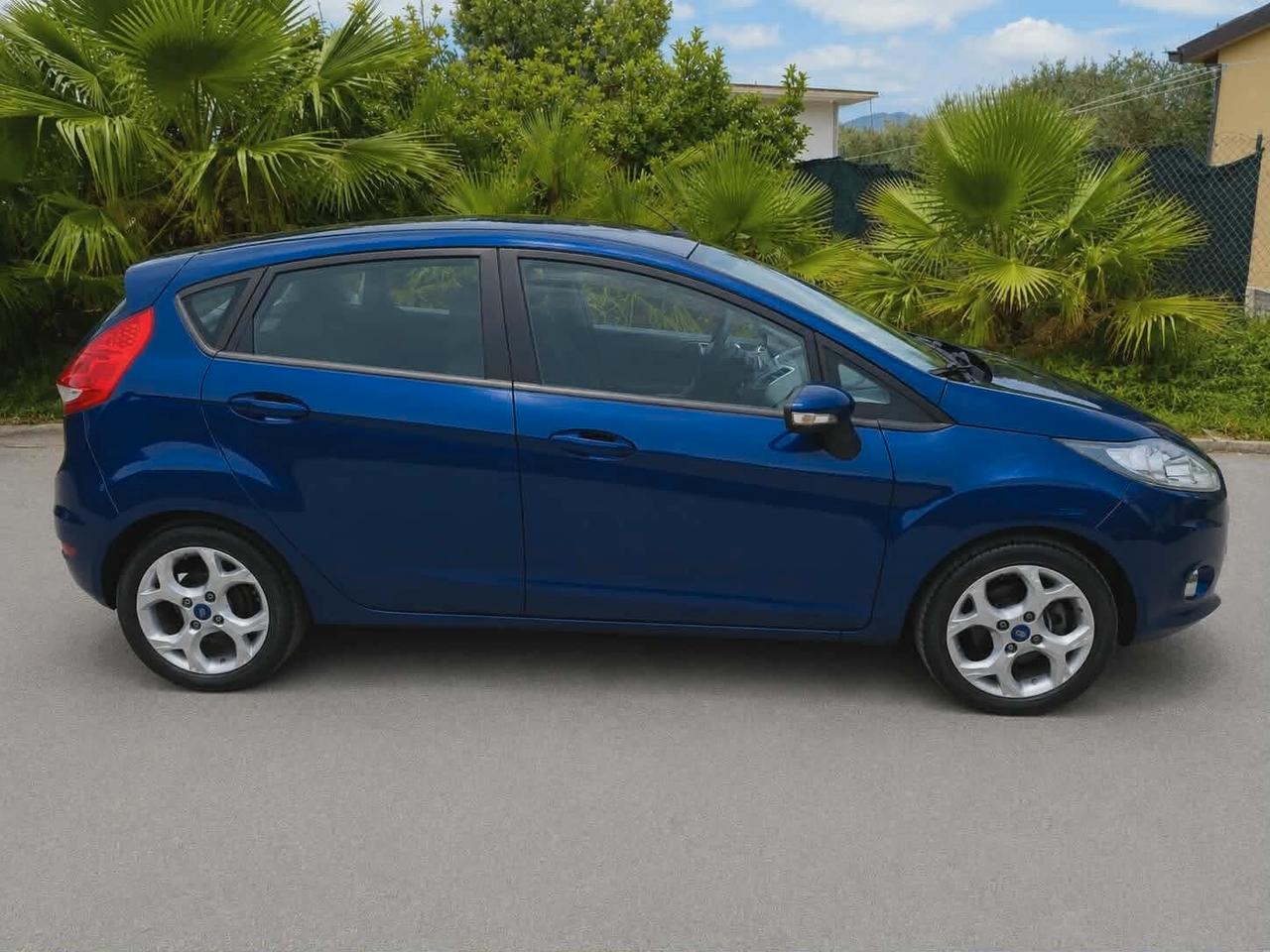 Ford Fiesta 1.4 TDCi 70 CV Ikon – PARI AL NUOVO