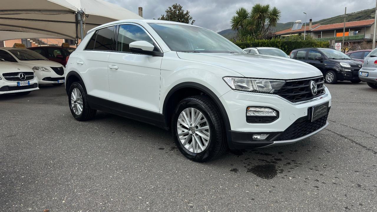 Volkswagen T-Roc 1.6 TDI SCR Business BlueMotion Technology
