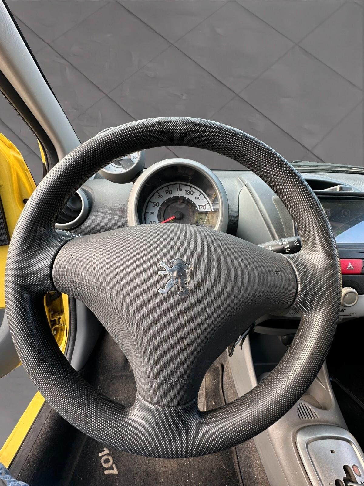 Peugeot 107 1.0 68CV 5p. Plaisir 2Tronic