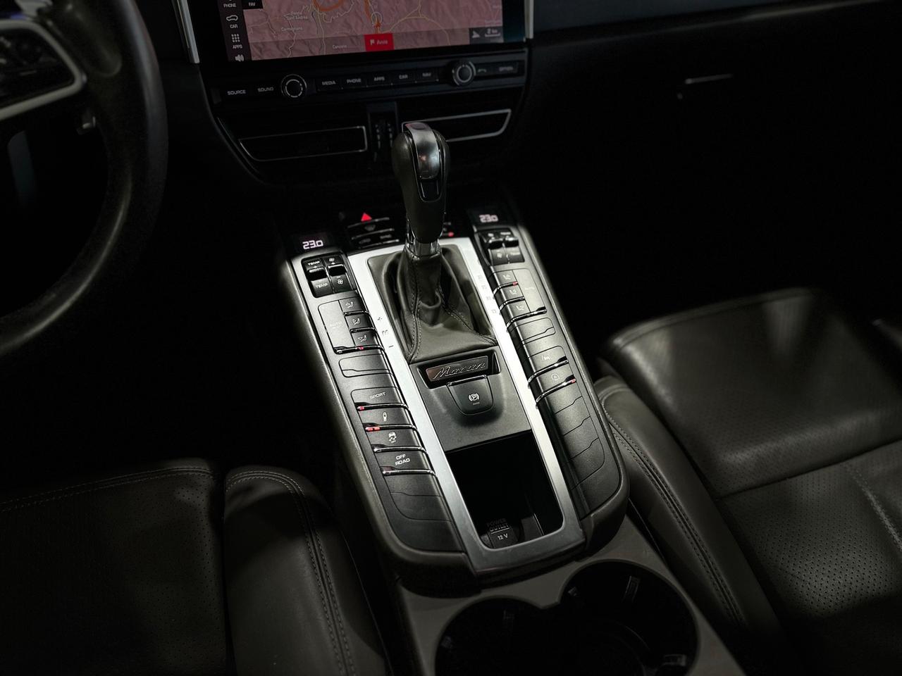 Porsche Macan 2.0 PASM