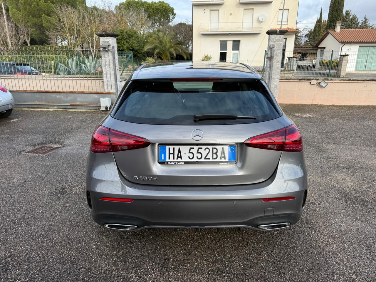 Mercedes-benz A 180 d AMG Line Premium