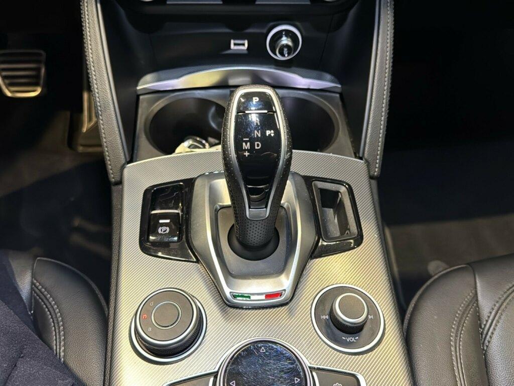 Alfa Romeo Stelvio 2.2 Turbo Sprint RWD AT8