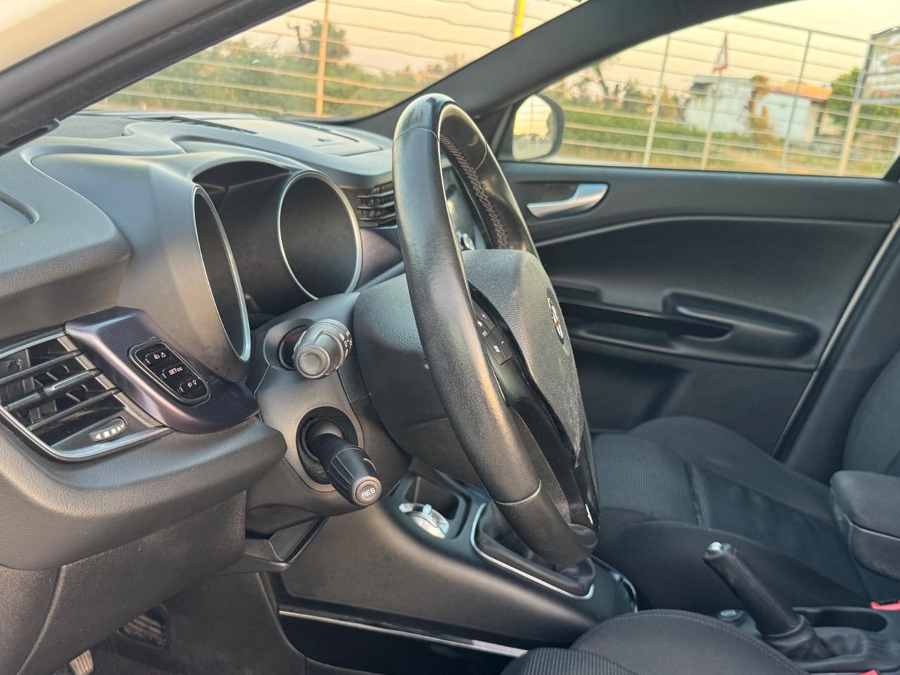 Alfa Romeo Giulietta 1.6 JTDm-2 105 CV Distinctive