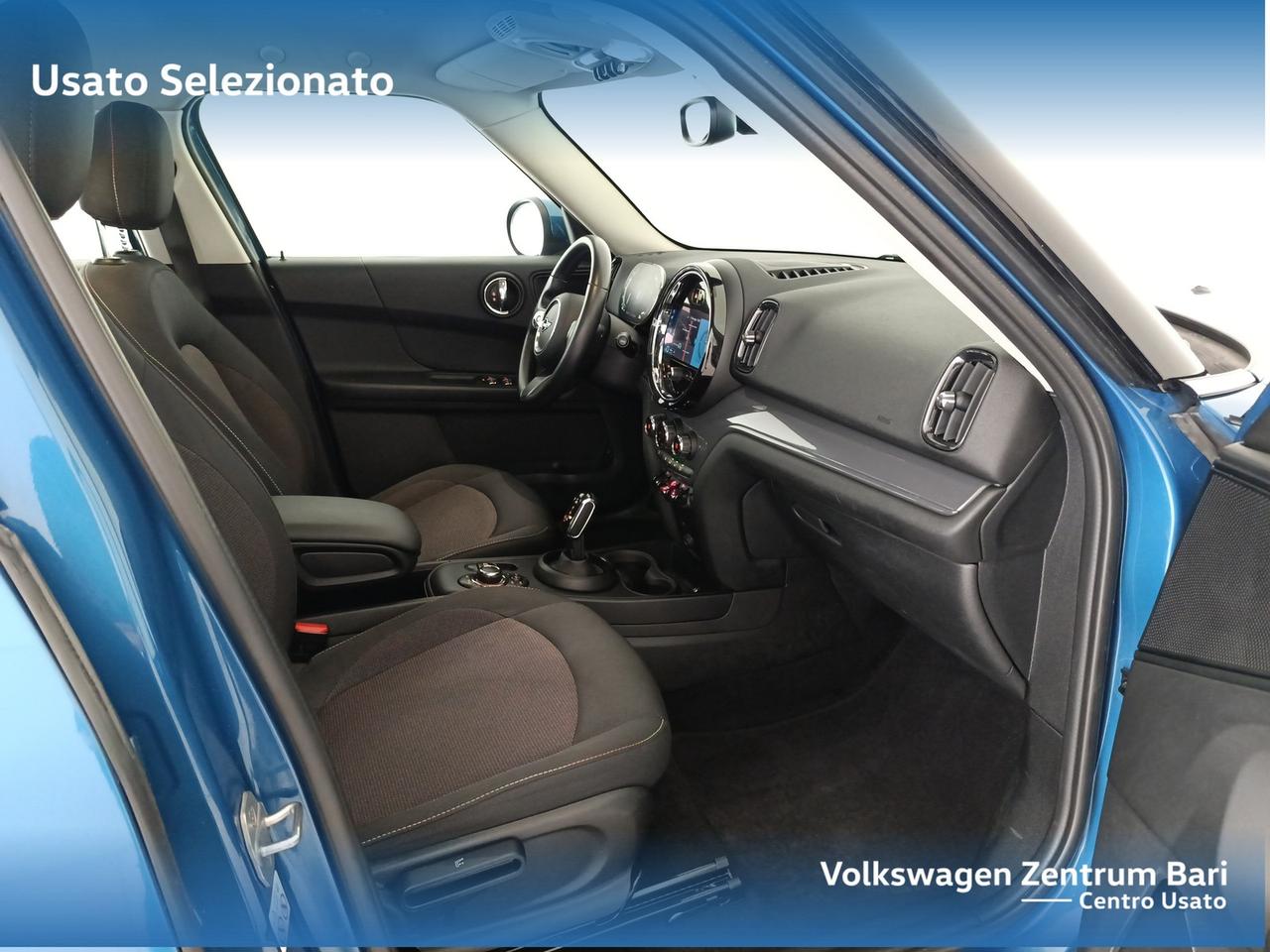 Mini Countryman 2.0 cooper d essential auto