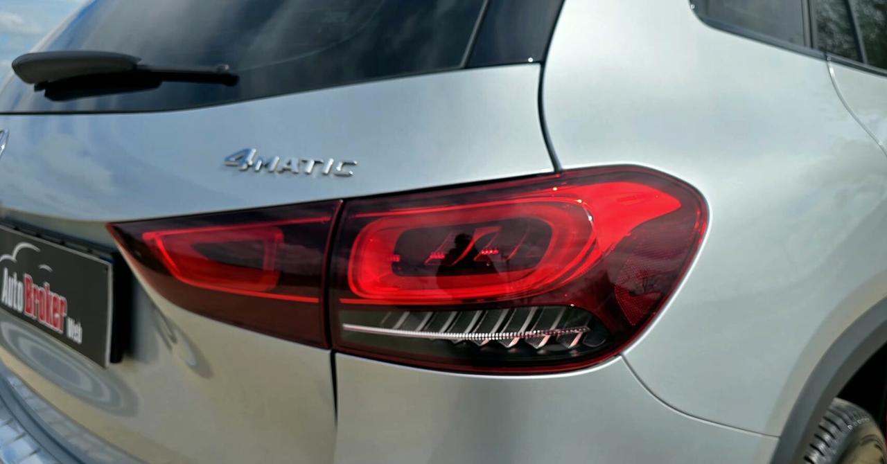 MERCEDES GLA 220d 190cv 4MATIC NIGHT EDITION