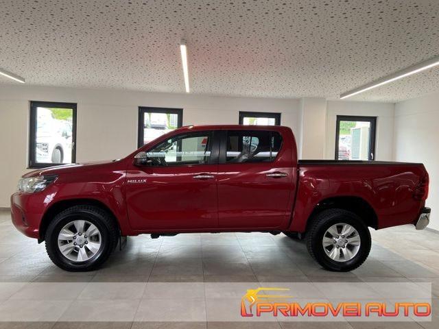 TOYOTA Hilux 2.4 D-4D 4WD 4 porte Double Cab Comfort