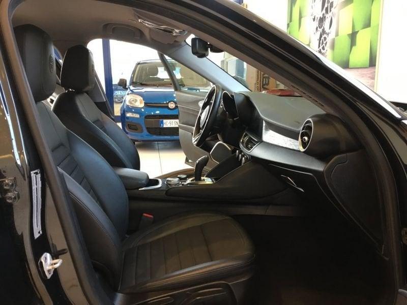 Alfa Romeo Giulia MY20 2.2 T-D 160CV AT8 Executive USATO GARANTITO