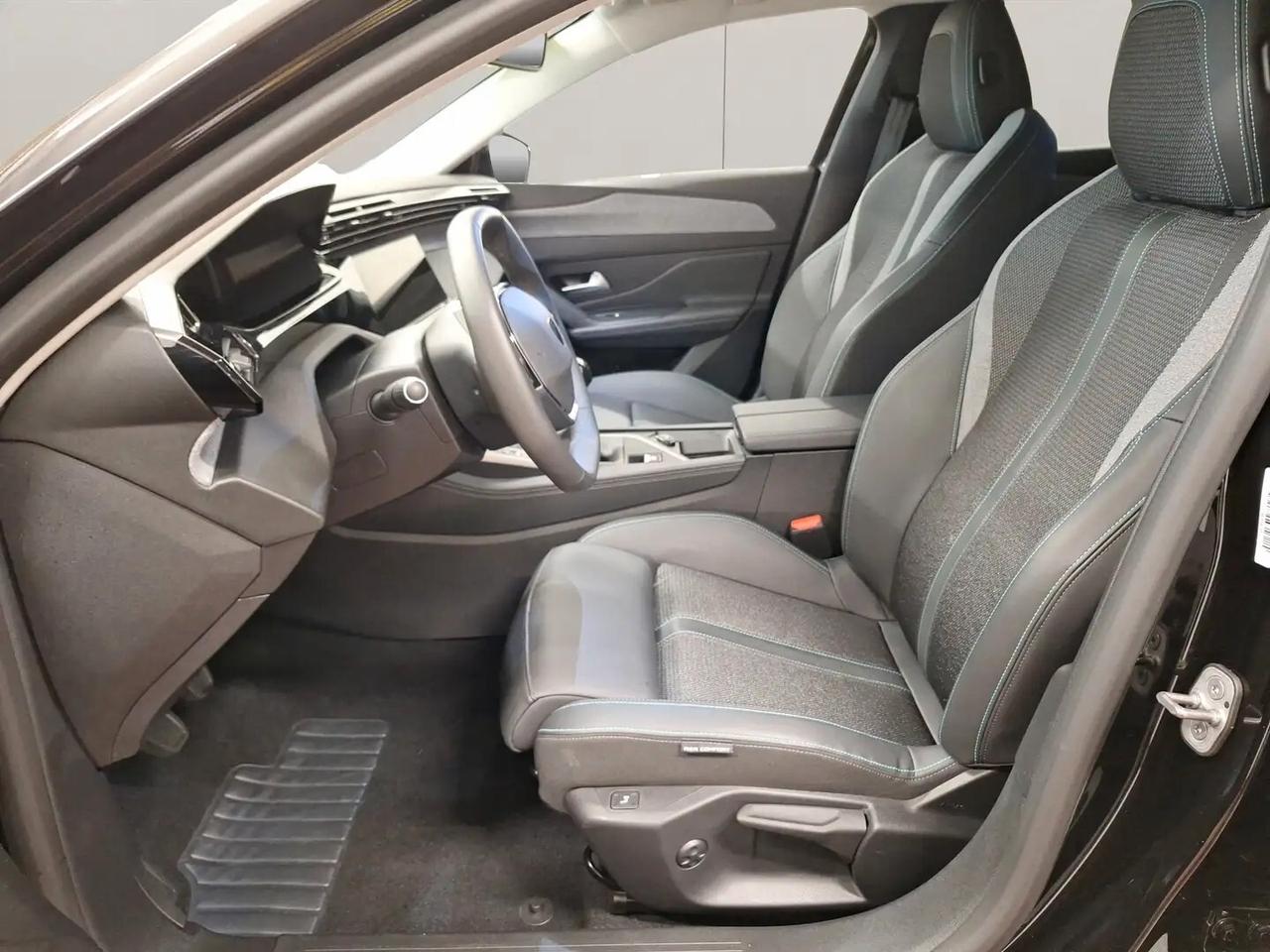 Peugeot 308 BlueHDi 130 S&S EAT8 SW Allure Pack PERFETTA