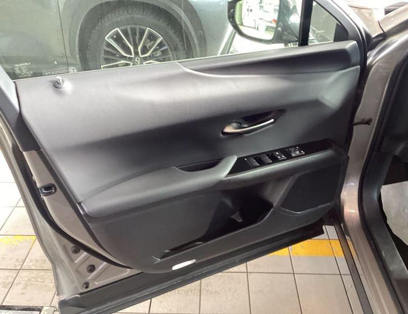Lexus UX 250h 2WD Urban MY23