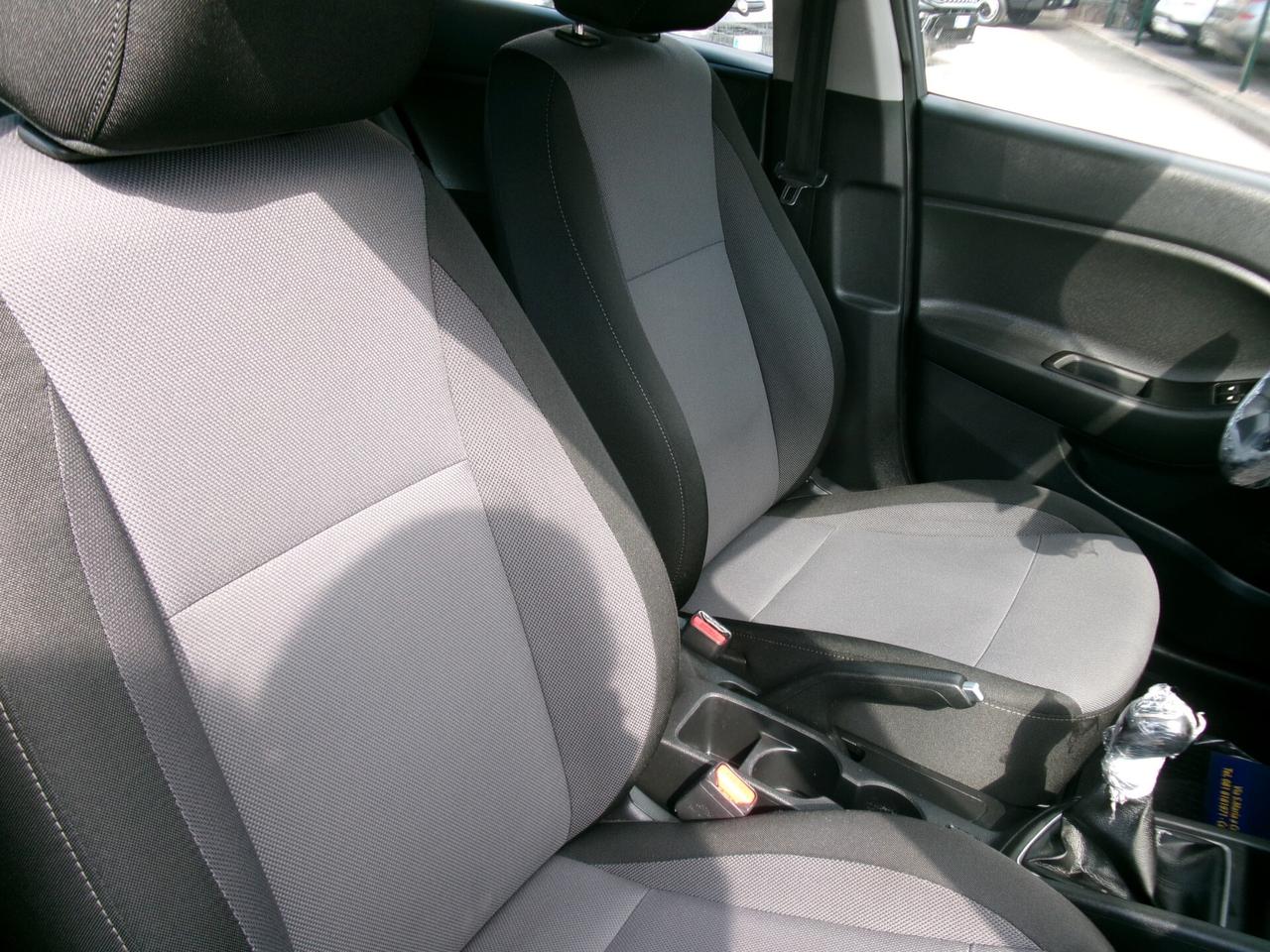 Hyundai i20 5P 1.2 75CV E6D MPI CONNECTLINE **PERFETTA**