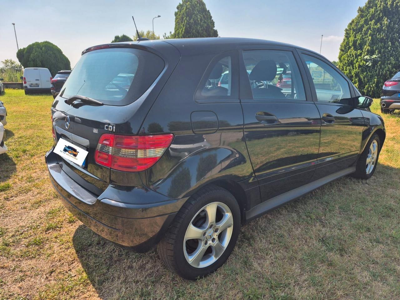 Mercedes-benz B 180 CDI ADATTA NEOPATENTATI