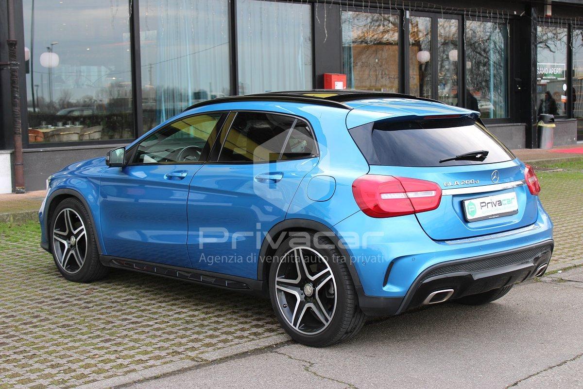 MERCEDES GLA 200 d Automatic Premium