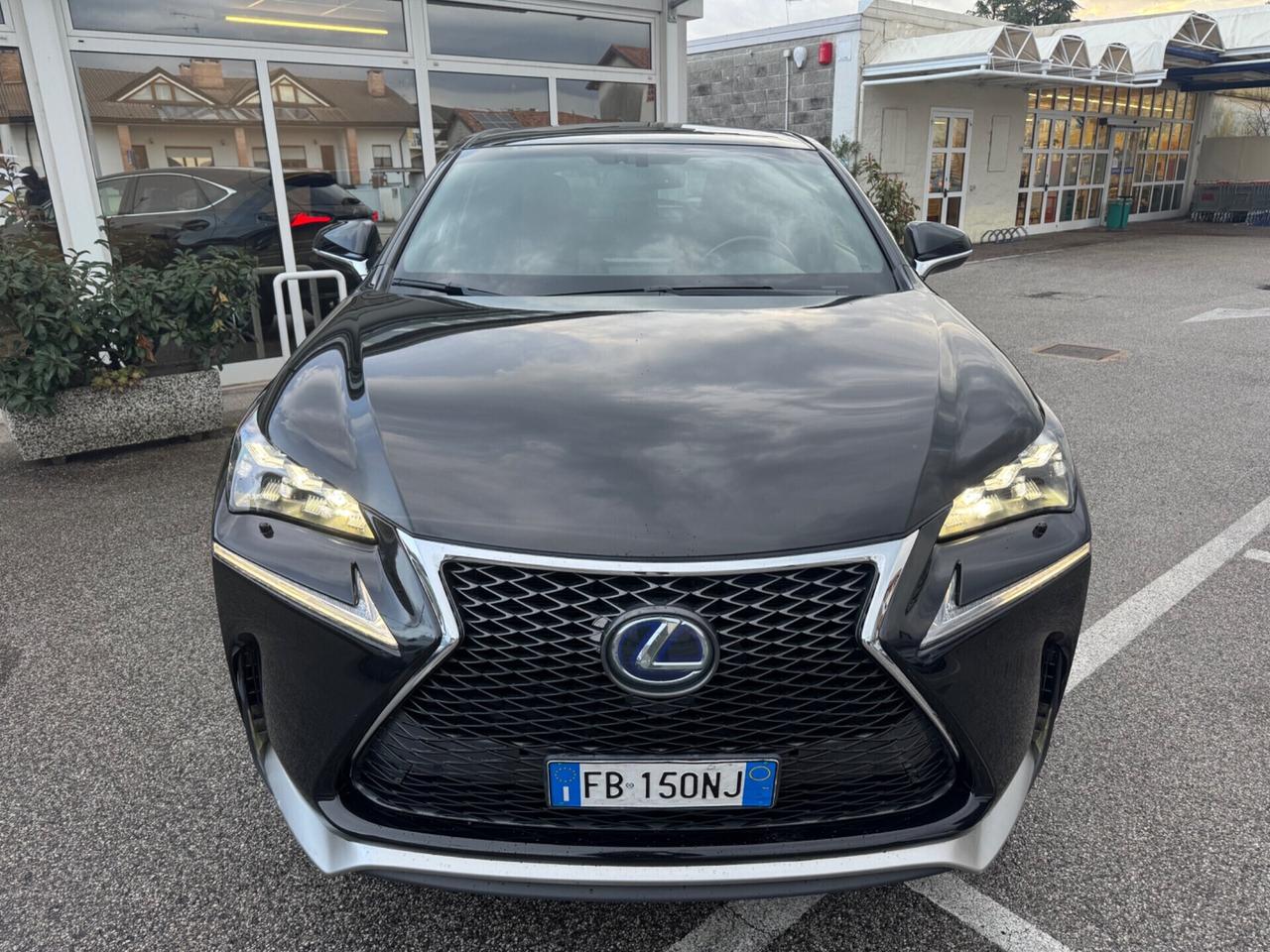Lexus NX 300h NX Hybrid 4WD F-Sport