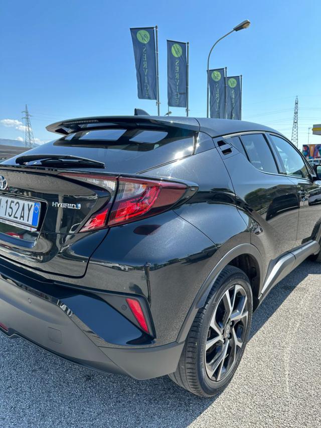 TOYOTA C-HR 1.8 Hybrid E-CVT Lounge