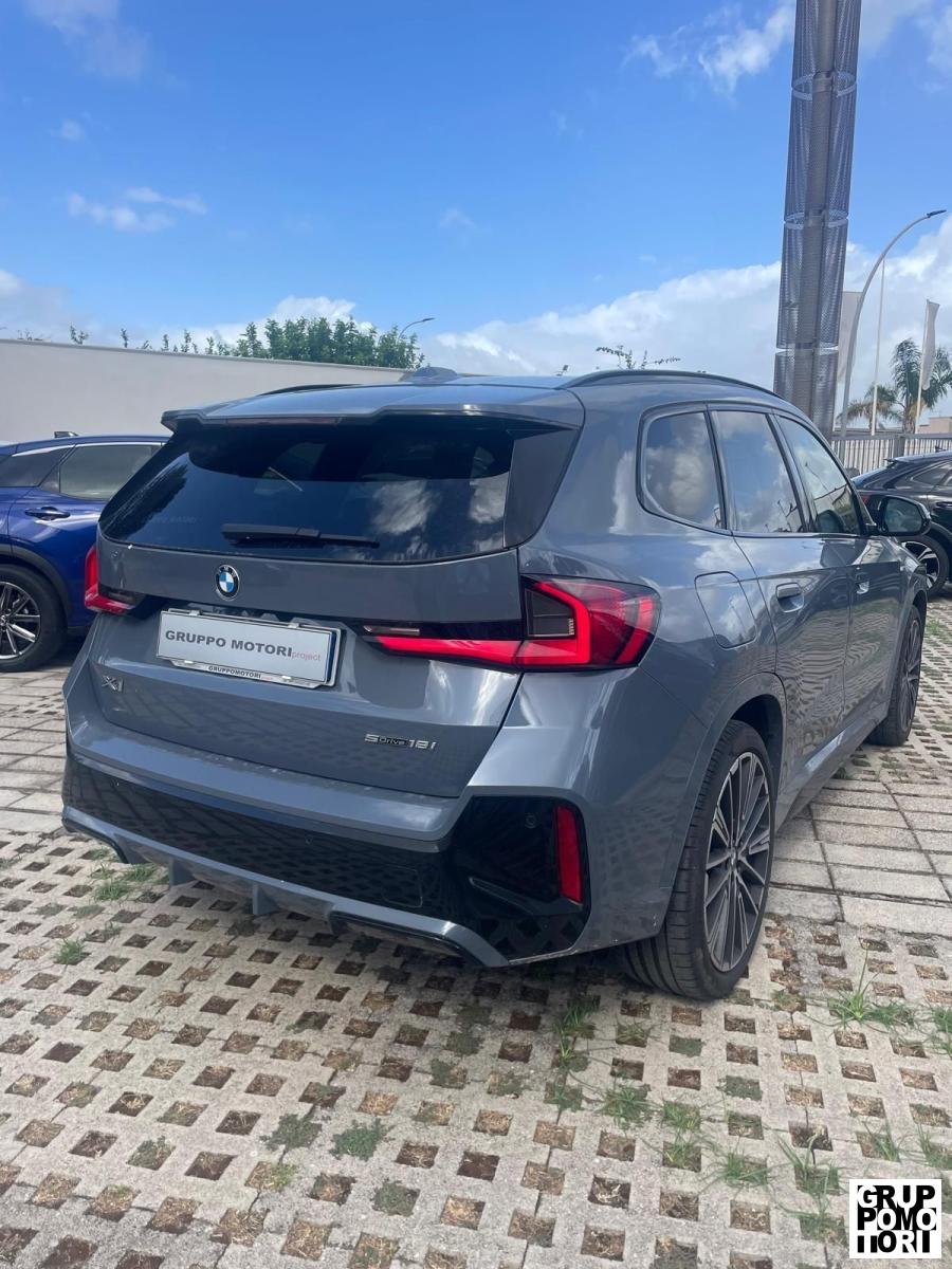 BMW - X1 - sDrive18i Msport