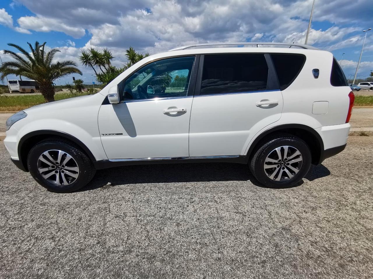 Ssangyong Rexton W 2.0 Xdi 4WD A/T SOLO KM.120000