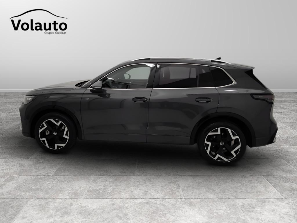 VOLKSWAGEN Tiguan III 2024 - Tiguan 2.0 tdi R-Line 150cv dsg