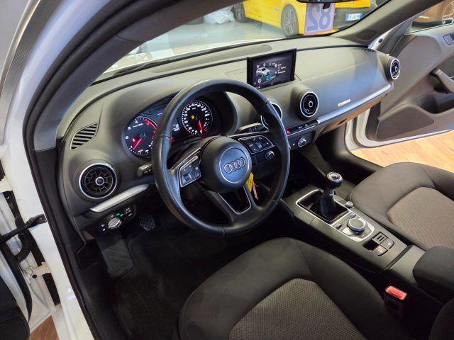 AUDI A3 SPB 1.6 TDI 116 CV Design
