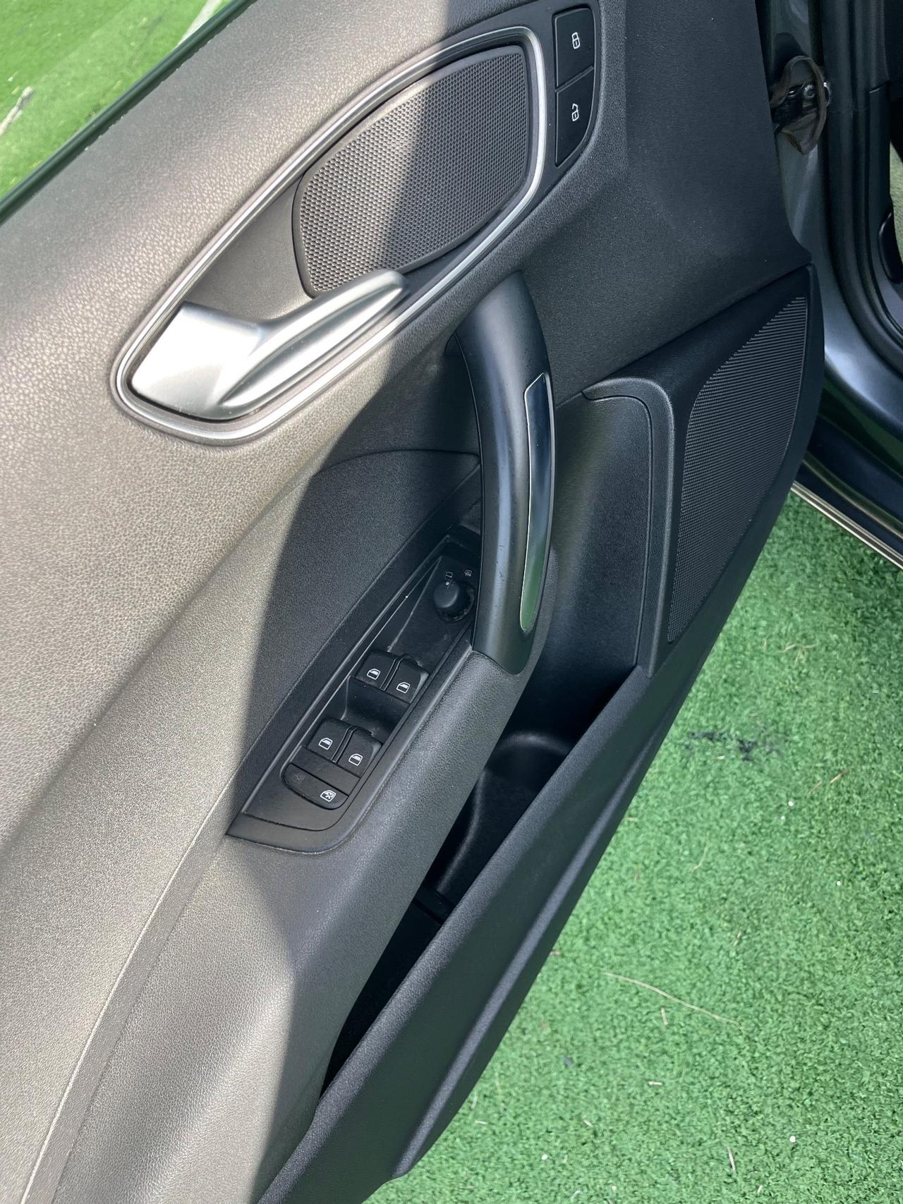 Audi A1 SPB 1.6 TDI S line edition