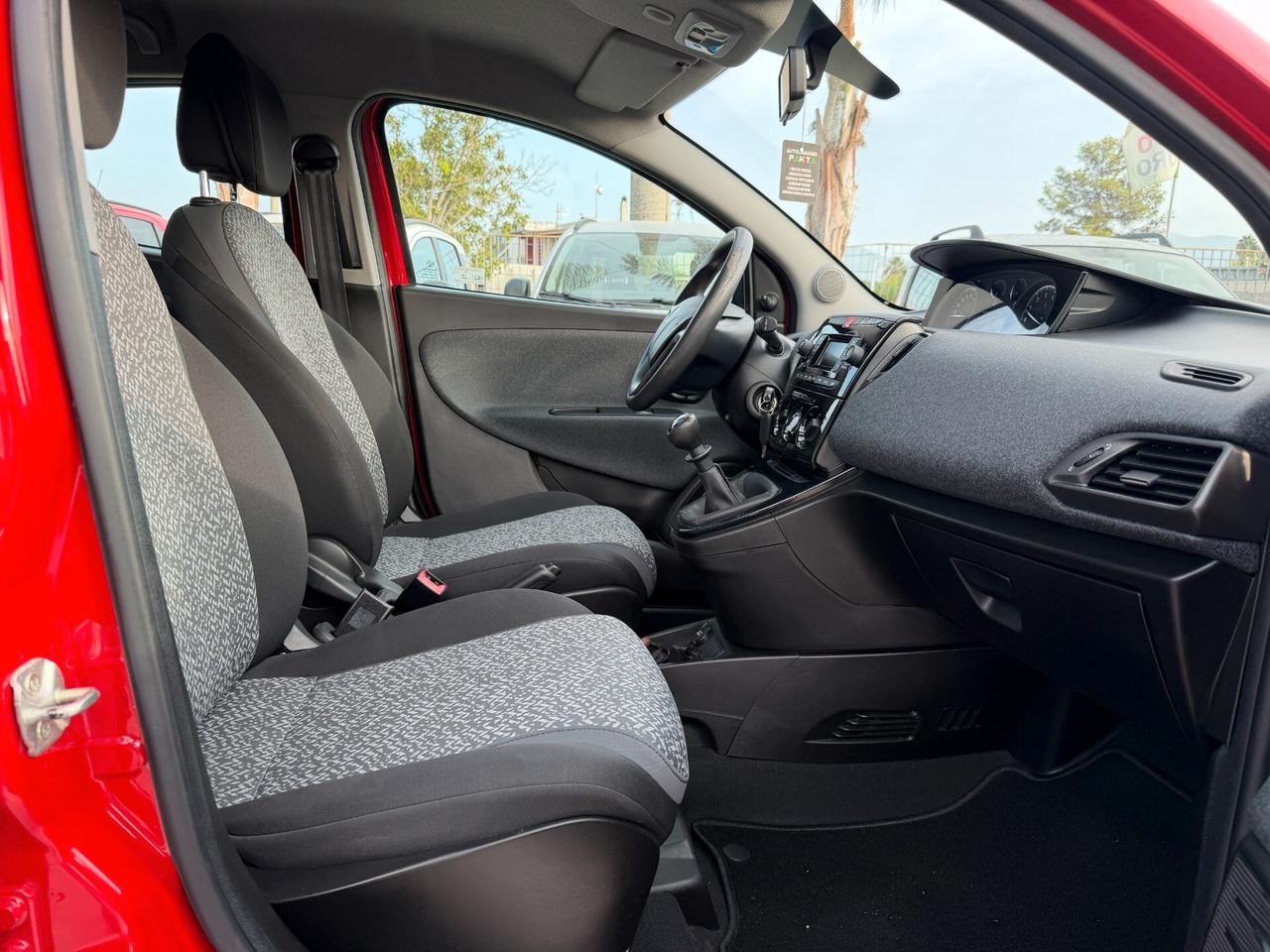 LANCIA YPSILON 2020 1.2 BENZINA/GPL 69 CV