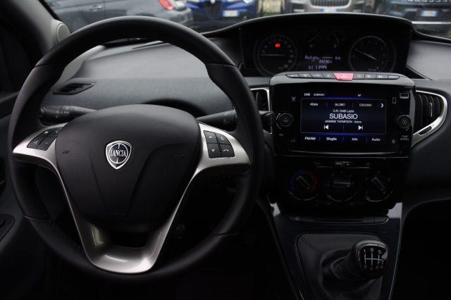 LANCIA Ypsilon 1.0 FireFly 5 porte S&S Hybrid Silver **5 POSTI**