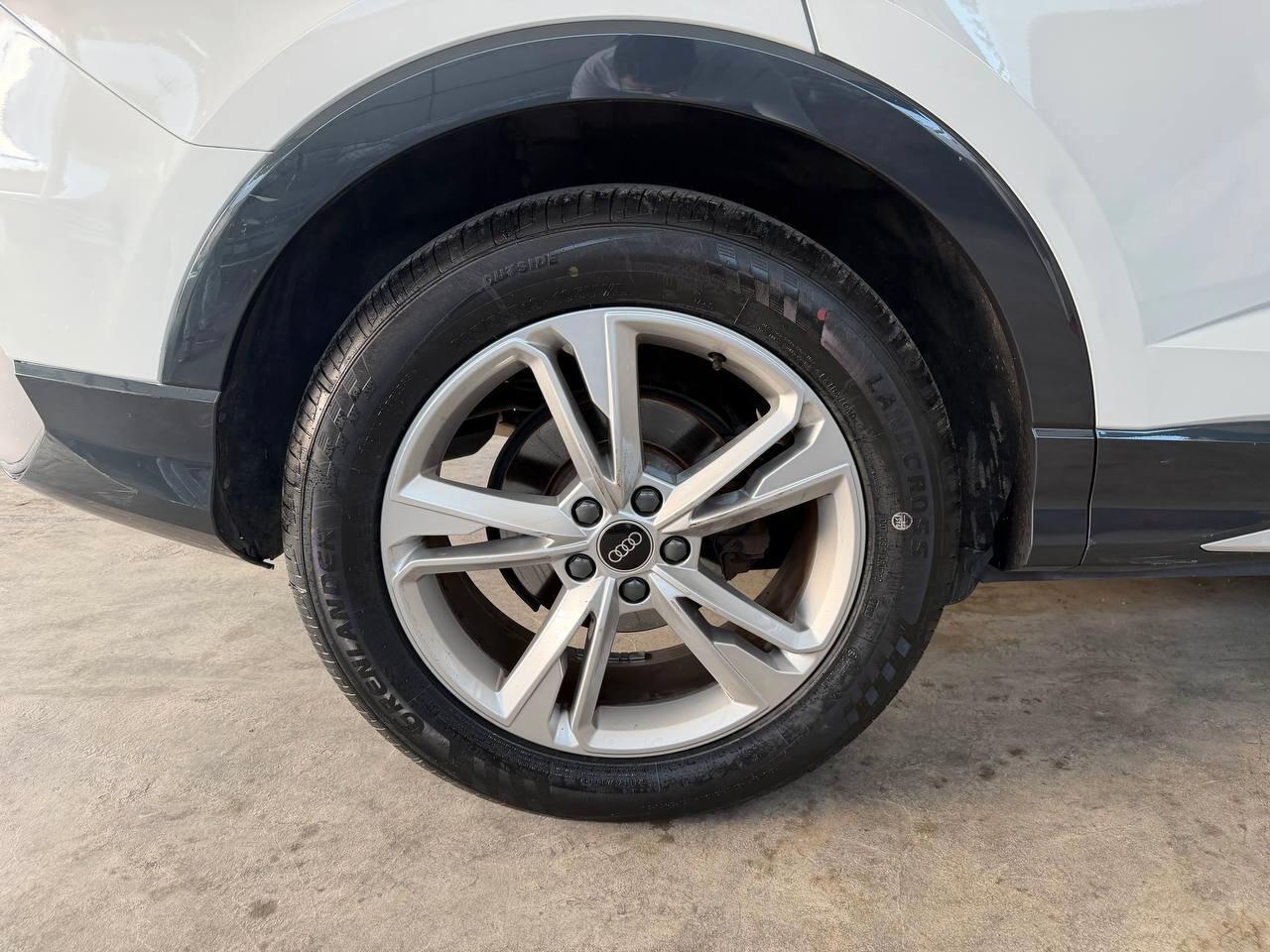 Audi Q3 SPB 2022 35 TDI S Tronic S Line edition