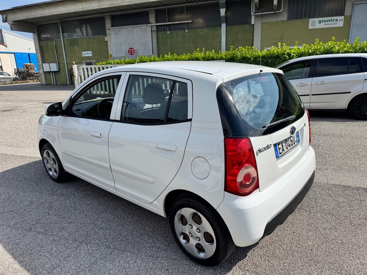 Kia Picanto 1.0 Neopatentati