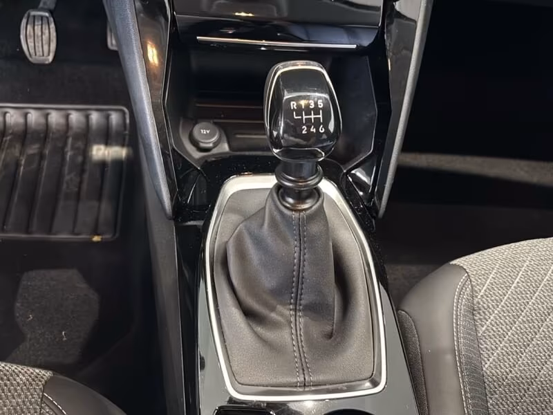 Peugeot 208 Allure 100cv Benzina