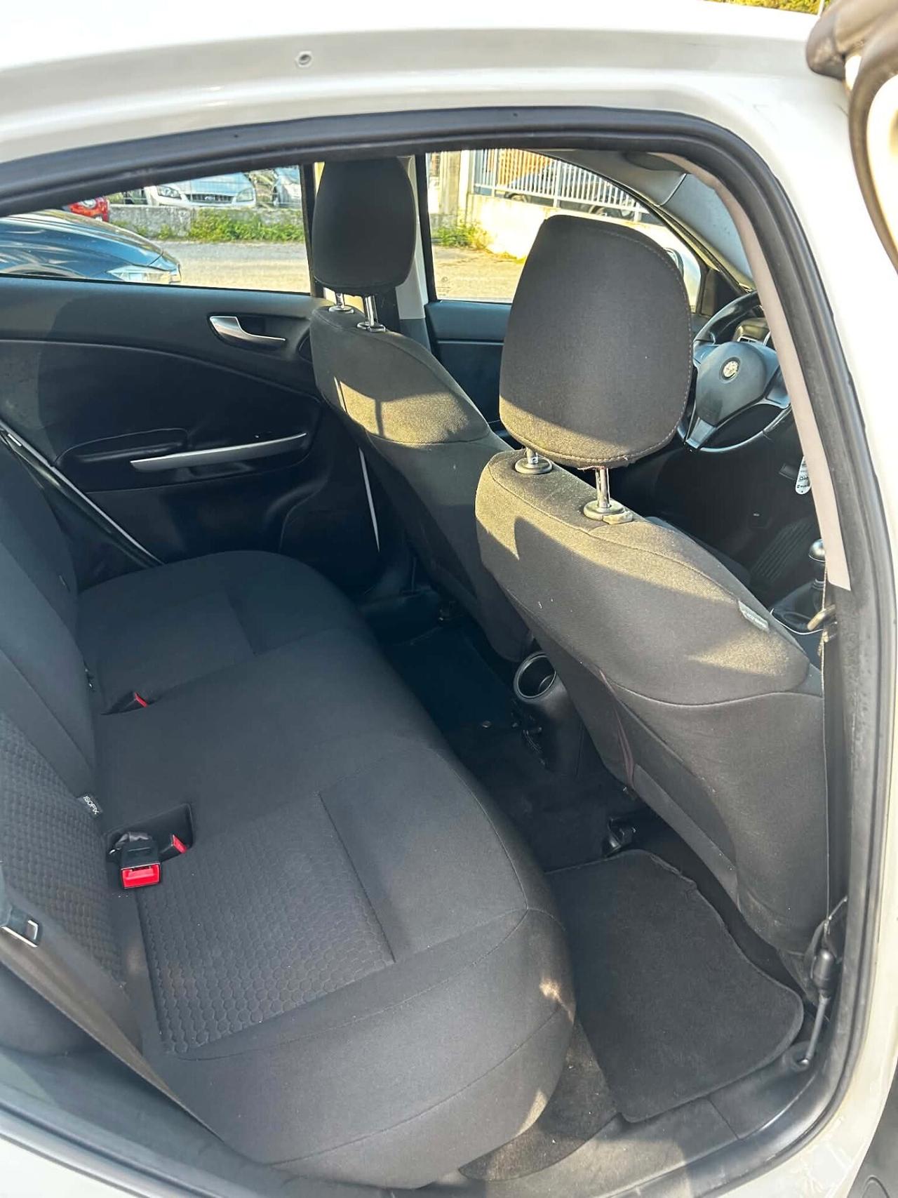 Alfa Romeo Giulietta 1.6 JTDm-2 105 CV
