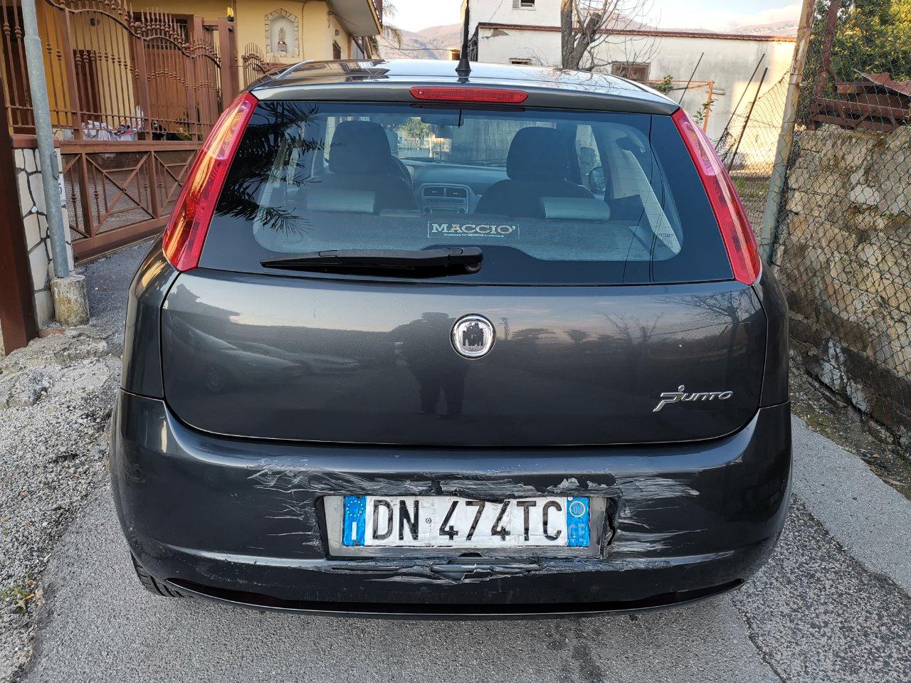 Fiat Grande Punto 3 Porte Grande Punto 1.3 mjt Dynamic 90cv LEGGI