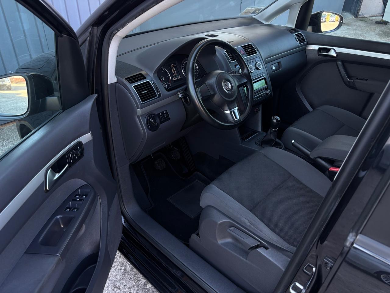 Volkswagen Touran 1.6 TDI 7 POSTI. Garanzia 12mesi