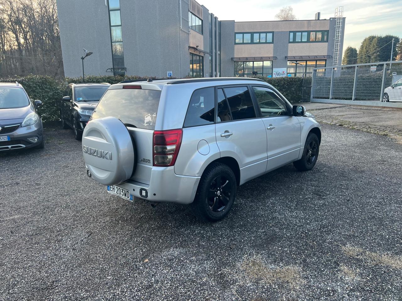 Suzuki Grand Vitara 1.9 DDiS 5 porte 4WD Offroad