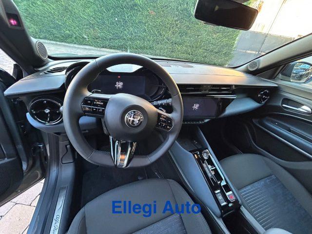ALFA ROMEO Junior 1.2 145CV Hybrid eDCT6 KM 0