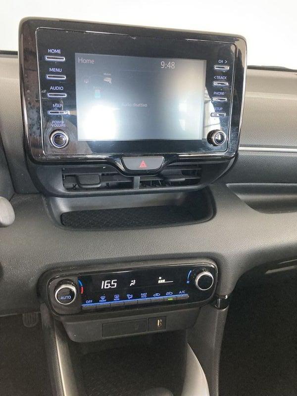 Toyota Yaris Hybrid Trend MY21