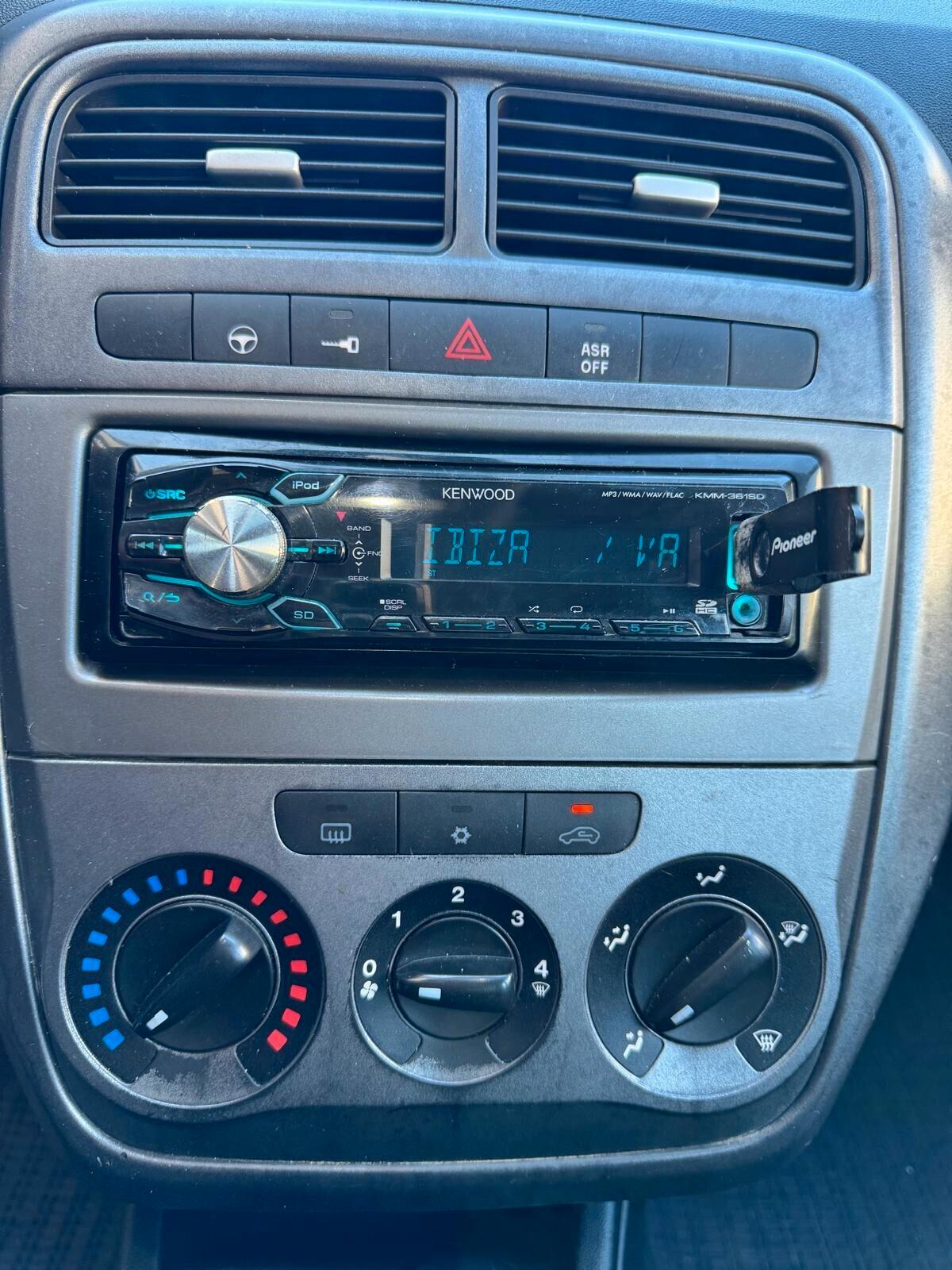 Fiat Punto 1.3 MJT II 75 CV 5 porte Street