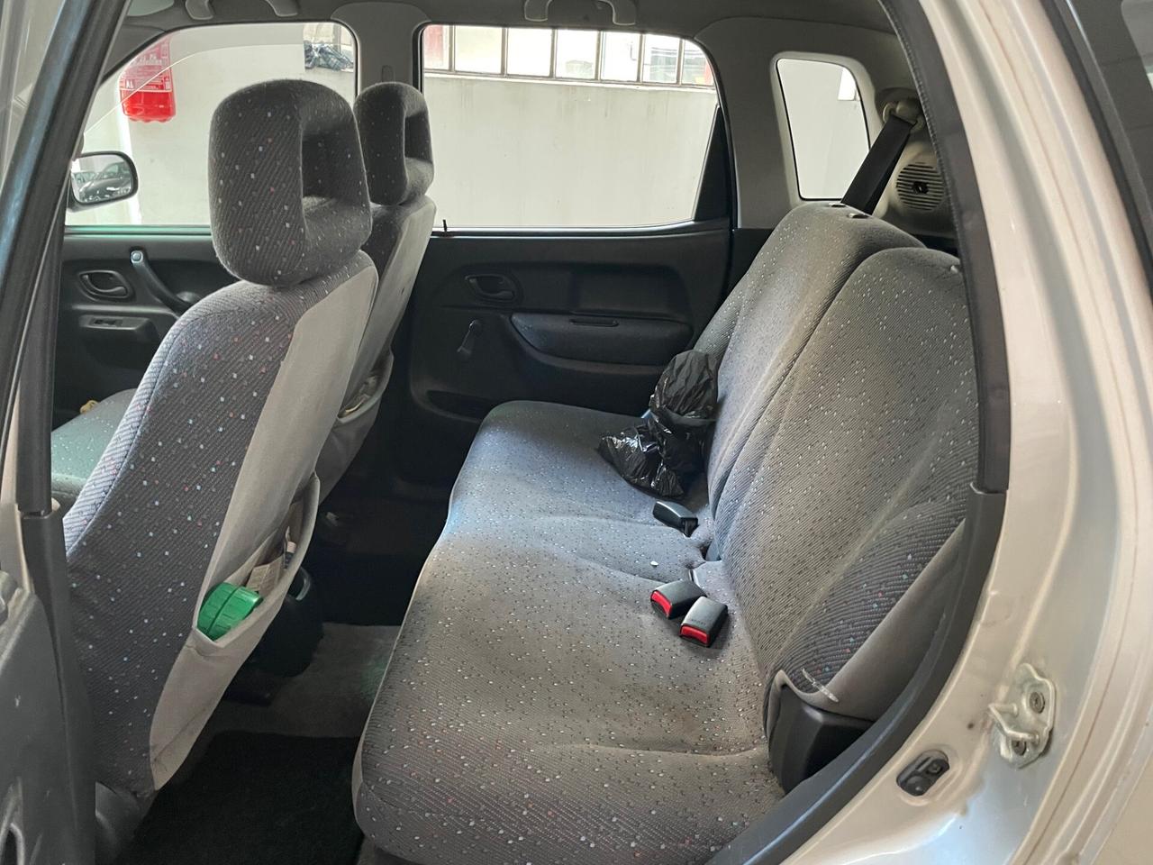 Suzuki Ignis 1.3i 16V cat 4WD GL
