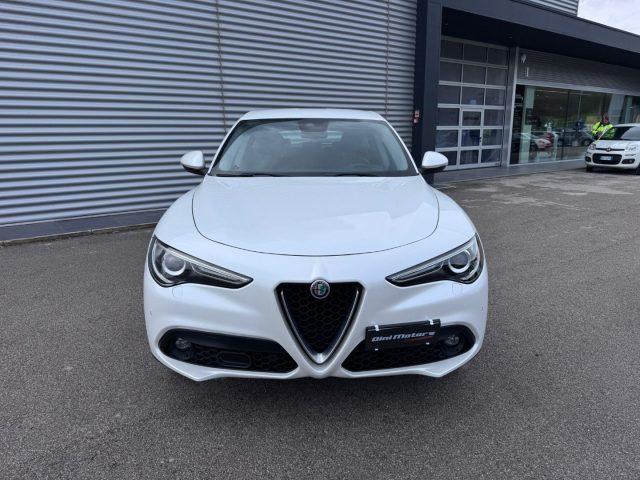 ALFA ROMEO Stelvio 2.2 Turbodiesel perla 210 CV AT8 Q4 Super 4x4 4WD