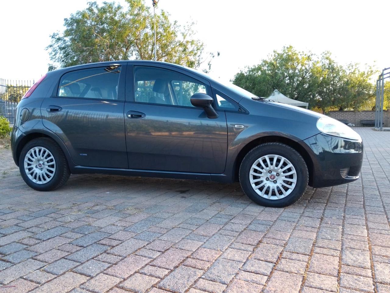 Fiat Grande Punto Grande Punto 1.3 MJT 75 CV 5 porte Dynamic