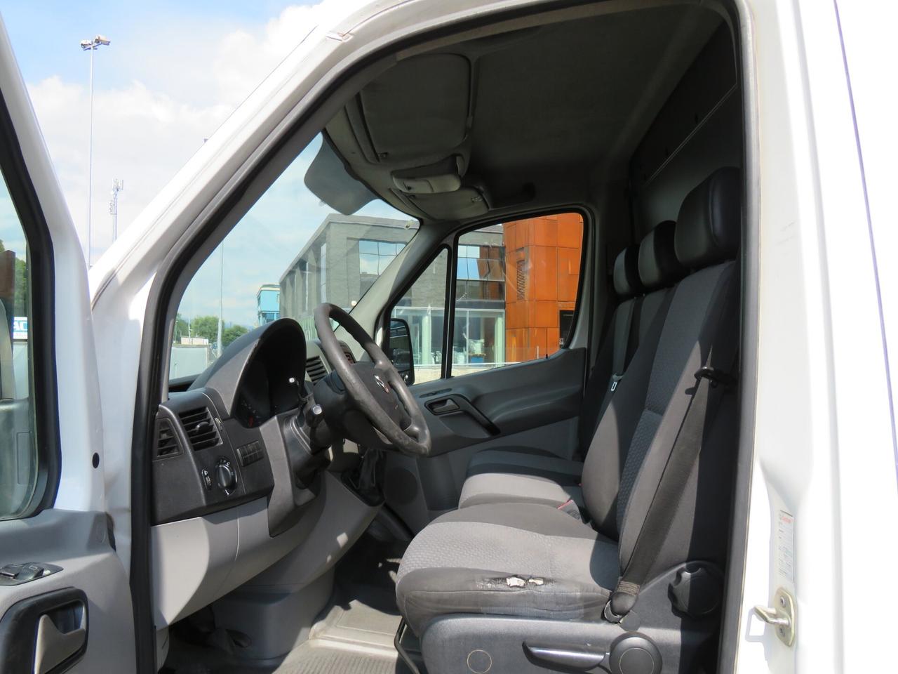Vendesi Volkswagen Crafter 2.0 TDI
